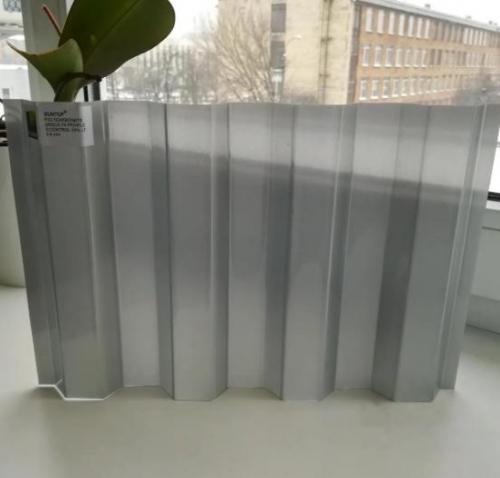 Полікарбонат профільований SUNTUF Solar Control 0,8 мм Greca76 Срібло 1260x6000 мм