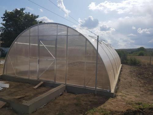 Теплиця Plastok 5x8 каркас